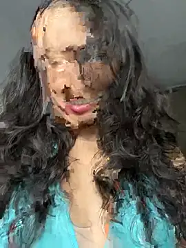 Snapshot of auroramooon chatting on 02-17-26, 03:04 auroramooon online show from 02-17-26, 03:04