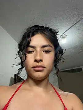 Snapshot of auroramooon chatting on 02-18-26, 01:58 auroramooon online show from 02-18-26, 01:58