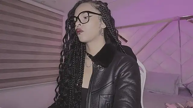 Snapshot of mia_gatesvg chatting on 02-21-26, 02:57 mia gatesvg online show from 02-21-26, 02:57