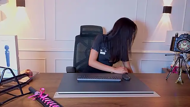 Snapshot of mia_gatesvg chatting on 02-05-26, 03:13 mia gatesvg online show from 02-05-26, 03:13