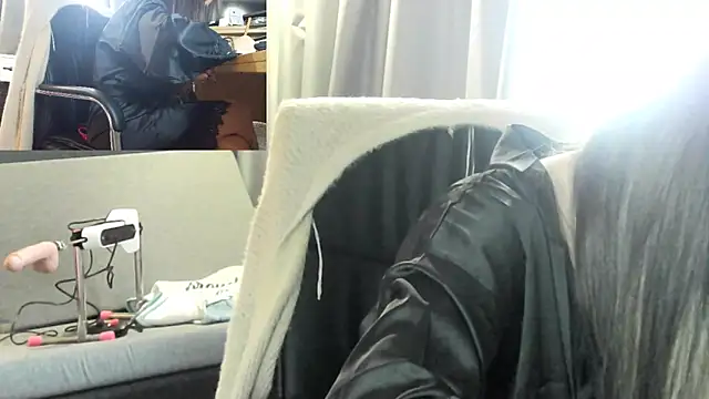 ScottishIvy online show from 02-19-26, 03:09