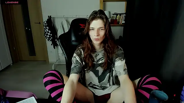 iceseeker2 online show from 03-10-26, 09:13