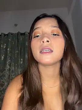 Snapshot of annaya_sexy chatting on 05-01-26, 08:03 annaya sexy online show from 05-01-26, 08:03