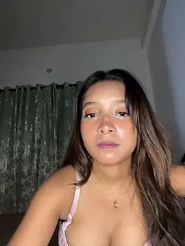 Snapshot of annaya_sexy chatting on 05-15-26, 07:56 annaya sexy online show from 05-15-26, 07:56