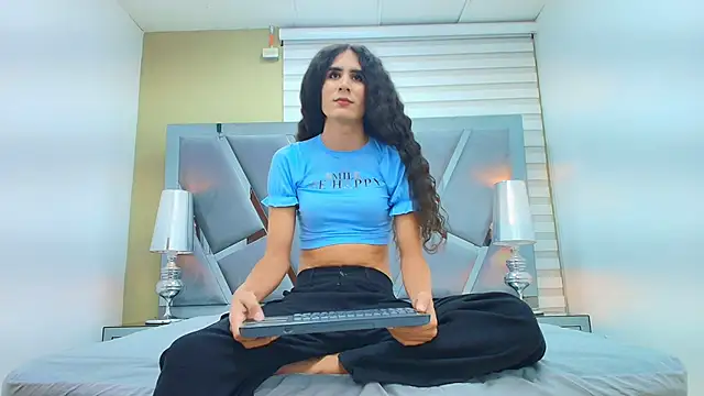 Atenea sexxx online show from 04-03-26, 03:57