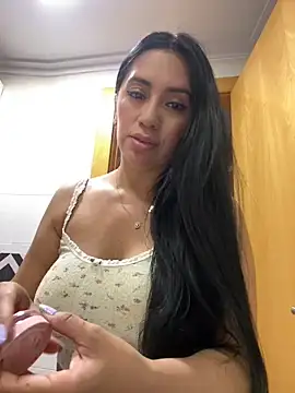 nataliia queen  online show from 07-03-26, 07:26