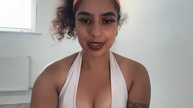 Snapshot of fayfay21@xh chatting on 05-23-26, 03:55 fayfay21xh online show from 05-23-26, 03:55