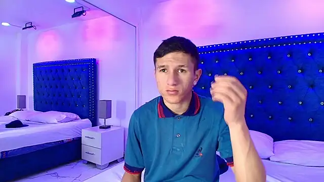 Vero and stive online show from 02-25-26, 07:14