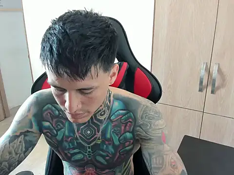 Chrissblack online show from 03-04-26, 01:41