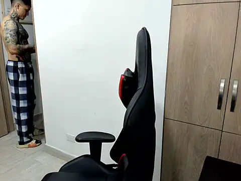 Chrissblack online show from 02-20-26, 01:57