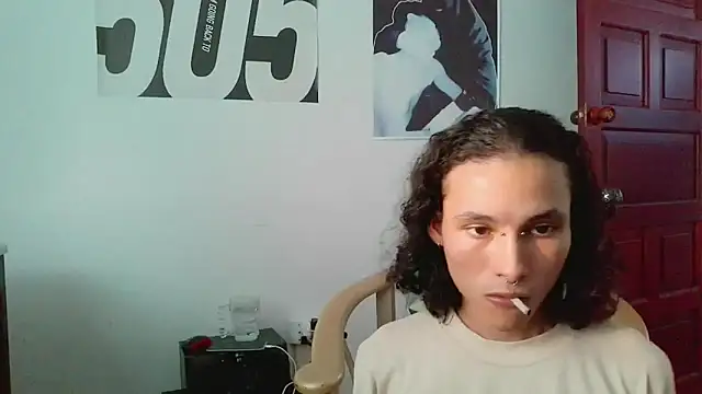 Snapshot of DeusGoth chatting on 05-07-26, 10:24 DeusGoth online show from 05-07-26, 10:24