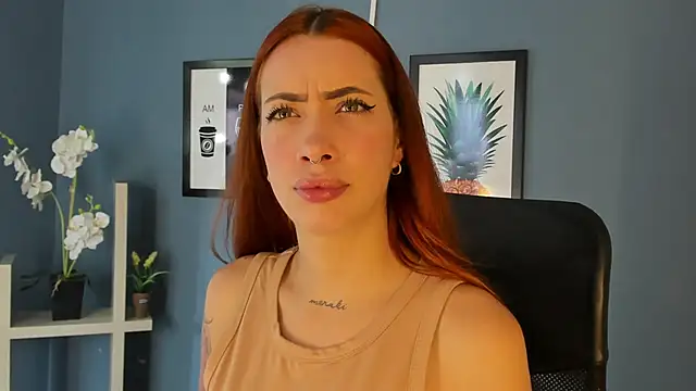 LolaGray   online show from 03-02-26, 07:21