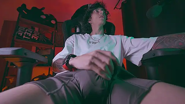 Olliver   y online show from 03-30-26, 03:30