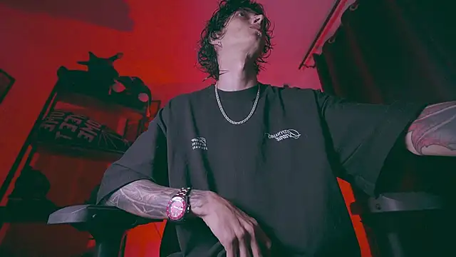 Olliver   y online show from 04-17-26, 01:19