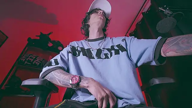 Olliver   y online show from 04-18-26, 12:35