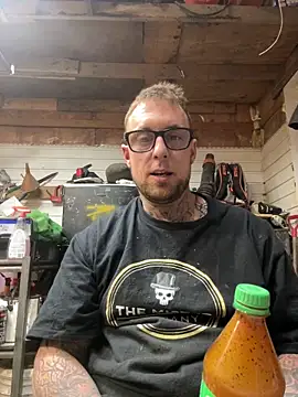 Snapshot of WIDBIGWHITECOCK chatting on 02-06-26, 06:53 WIDBIGWHITECOCK online show from 02-06-26, 06:53