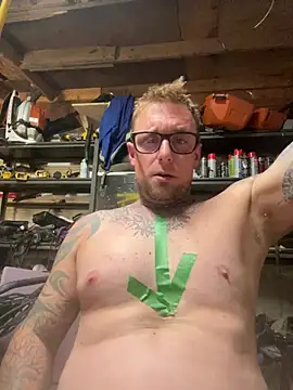 WIDBIGWHITECOCK online show from 07-29-26, 05:39