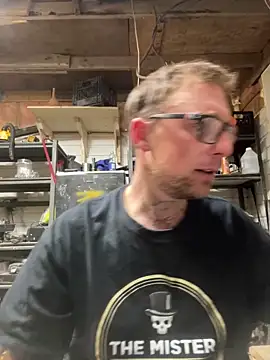 WIDBIGWHITECOCK online show from 04-04-26, 05:14