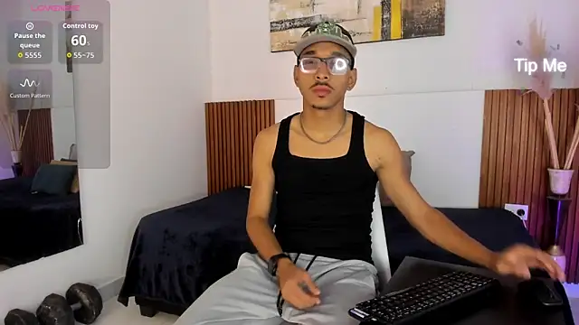 Julian Dark  online show from 02-06-26, 04:30