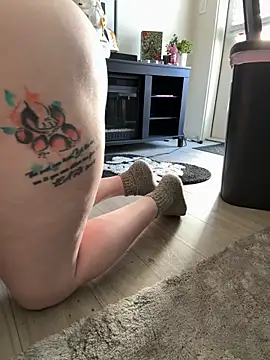 p0undmeharder online show from 04-03-26, 05:52