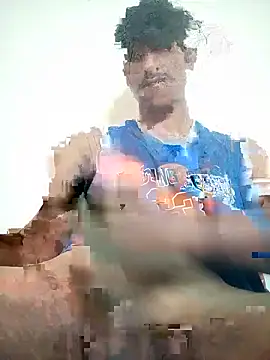 Snapshot of sunshine0000 chatting on 07-19-26, 04:43 sunshine0000 online show from 07-19-26, 04:43