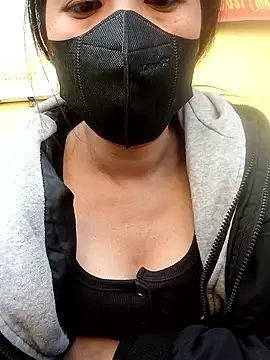 Xukaa loveu online show from 01-14-26, 06:50