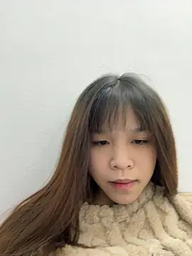 Lyli-122 online show from 01-12-26, 10:22