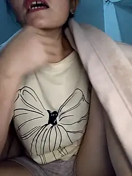 yumyum112 online show from 01-19-26, 02:43