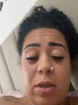 Snapshot of Cachinhossfd chatting on 02-16-26, 05:22 Cachinhossfd online show from 02-16-26, 05:22