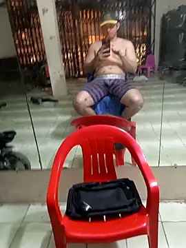 paladito01 online show from 04-10-26, 06:09