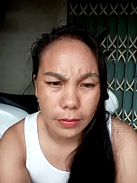 Snapshot of vanvan005 chatting on 05-18-26, 04:07 vanvan005 online show from 05-18-26, 04:07