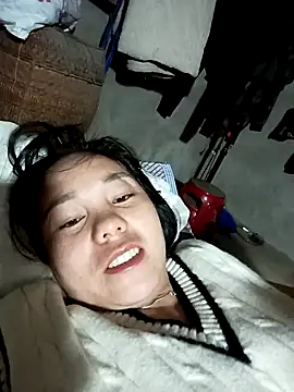 vanvan005 online show from 02-18-26, 11:12