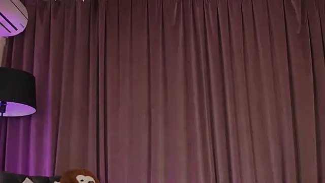 ZariaaVera online show from 02-20-26, 08:22