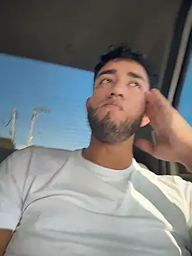 liam bronw online show from 04-12-26, 08:23