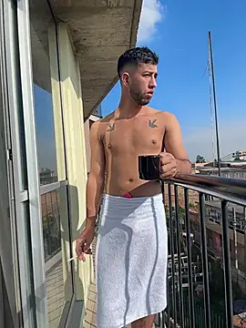 liam bronw online show from 02-11-26, 01:22