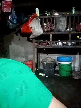 Snapshot of Miu_baby01 chatting on 02-14-26, 11:38 Miu baby01 online show from 02-14-26, 11:38