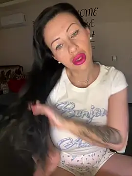 IRISWHITE17 online show from 03-16-26, 05:15