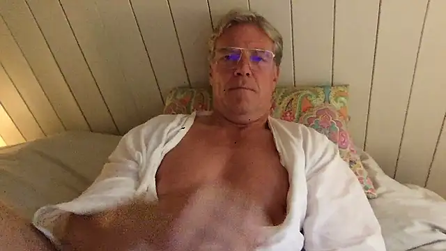 Snapshot of abibull chatting on 07-21-26, 08:37 abibull online show from 07-21-26, 08:37