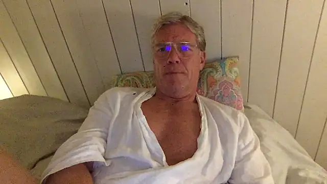 Snapshot of abibull chatting on 07-23-26, 08:16 abibull online show from 07-23-26, 08:16