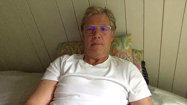 Snapshot of abibull chatting on 07-05-26, 08:54 abibull online show from 07-05-26, 08:54