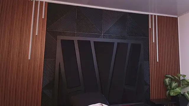 lorenzo walker 1 online show from 04-04-26, 05:30