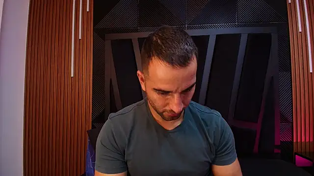 Snapshot of lorenzo_walker_1 chatting on 02-16-26, 05:22 lorenzo walker 1 online show from 02-16-26, 05:22