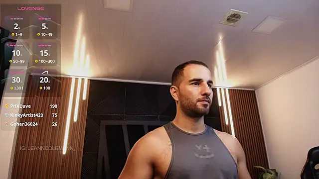 Snapshot of lorenzo_walker_1 chatting on 02-25-26, 05:13 lorenzo walker 1 online show from 02-25-26, 05:13