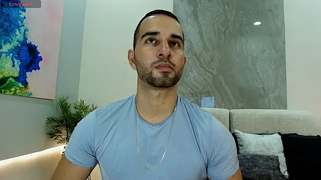 Snapshot of lorenzo_walker_1 chatting on 06-19-26, 05:41 lorenzo walker 1 online show from 06-19-26, 05:41
