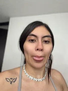 Snapshot of Stormi_th chatting on 04-19-26, 05:36 Stormi th online show from 04-19-26, 05:36