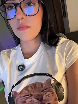 HinaSweet online show from 03-15-26, 12:39