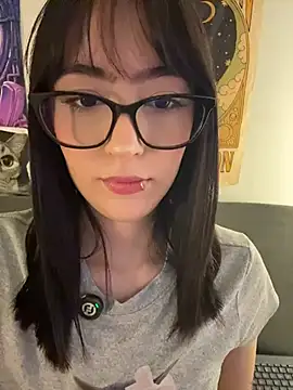 Snapshot of HinaSweet chatting on 07-14-26, 01:27 HinaSweet online show from 07-14-26, 01:27