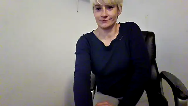 CrystalGeyserSmyth online show from 04-15-26, 02:10