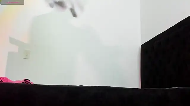 camilo model online show from 03-10-26, 07:51