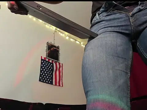 camilo model online show from 01-12-26, 08:21